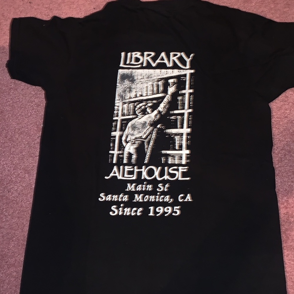 Library Alehouse T-shirt - Picture 3 of 7